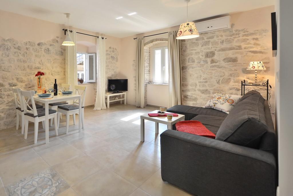 Apartment House Riva *